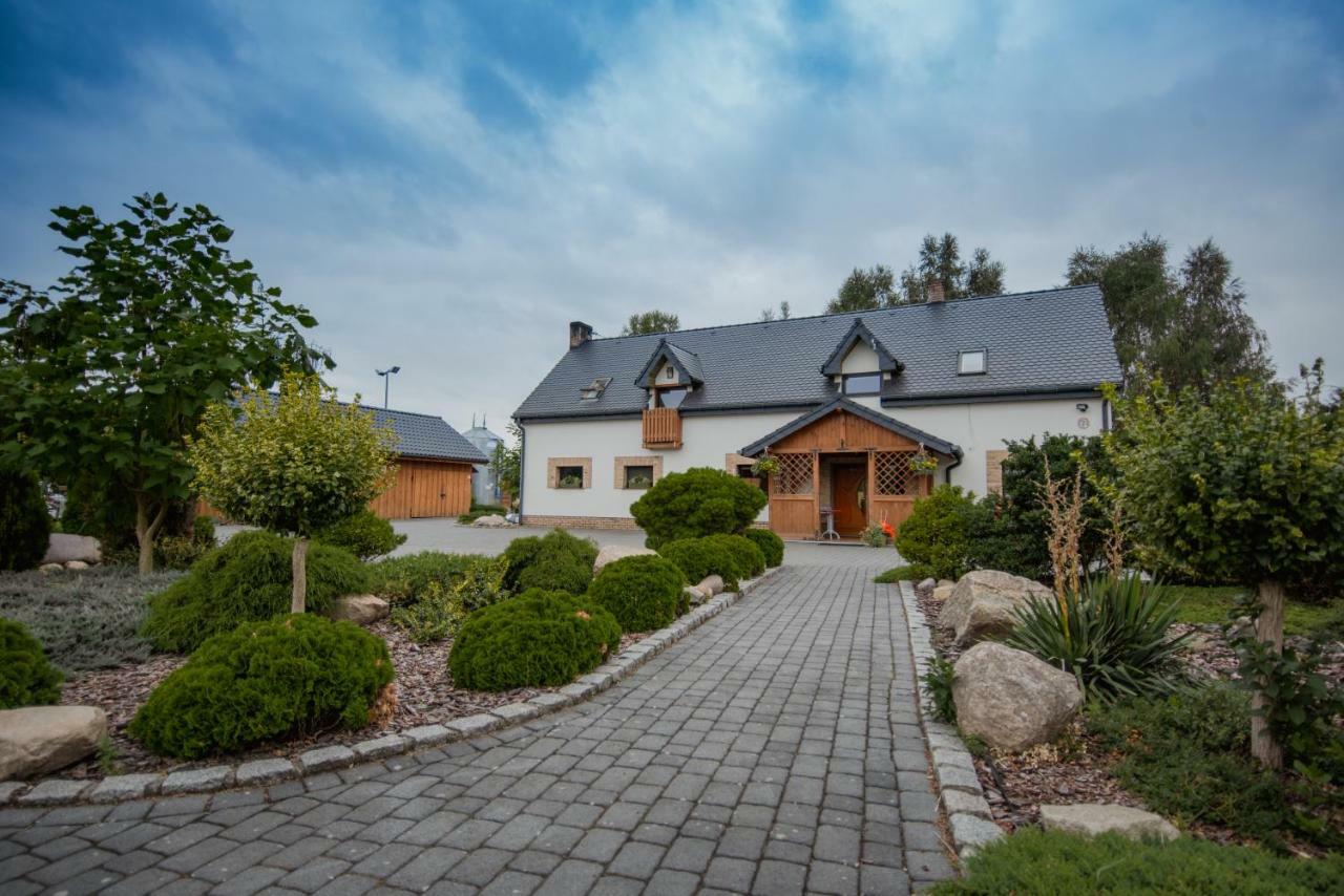 Tatarska Zagroda - Agroturystyka Dolina Baryczy Noclegi - Domek Jelonek Krosnice Eksteriør billede